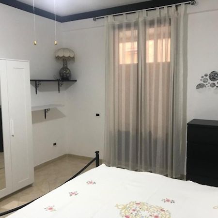 Appartamento 60 Mq A 800 Mt Dalla Spiaggia Капачи Экстерьер фото
